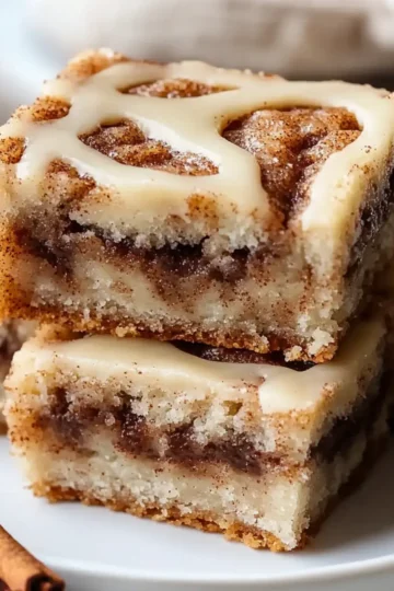 Cinnamon Roll Bliss Bars